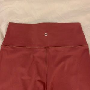 Lulu Lemon Cropped Wunder Unders-light pink